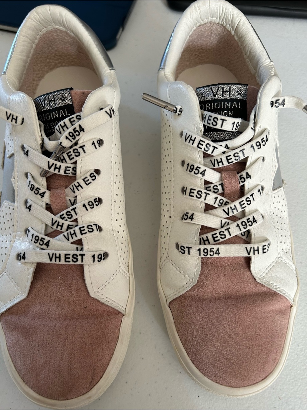 Vintage Havana White and Dusty Pink Leather Sneakers
